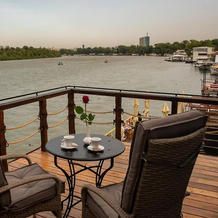 Bed & Breakfast Bahus 4*